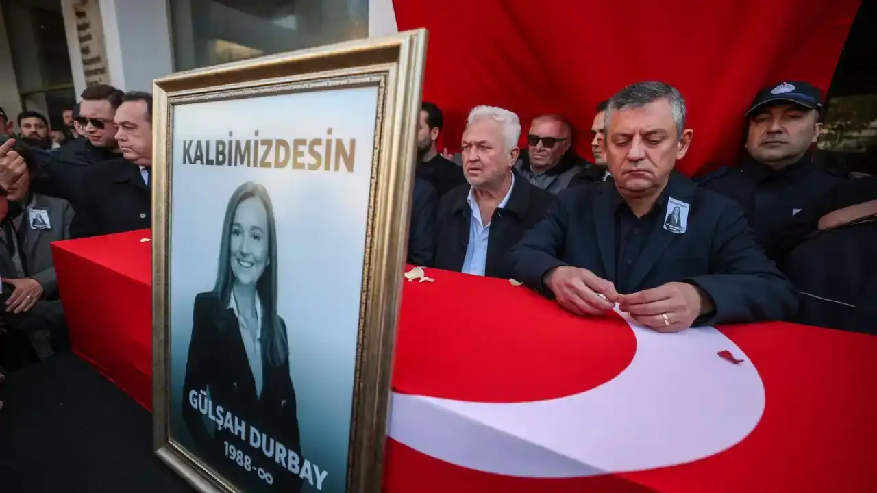 Gülşah Durbay’a Son Görev: Cenazeden Yürek Burkan Görüntüler 13